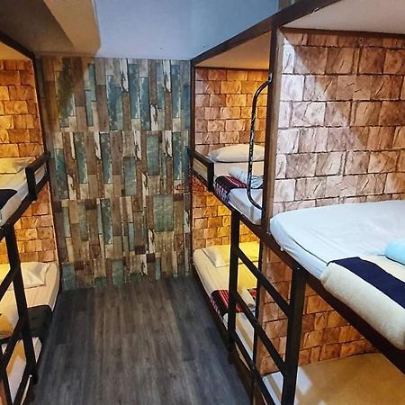 بيت شباب Escape Backpackers Kk كوتا كينابالو المظهر الخارجي الصورة