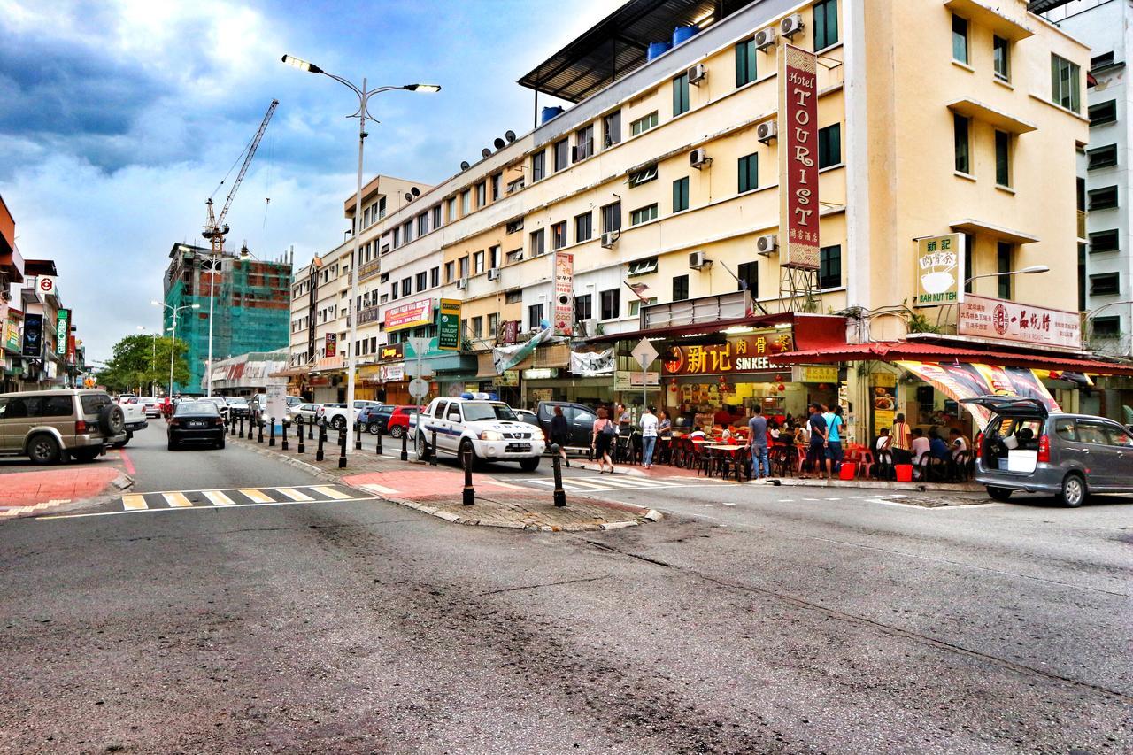 بيت شباب Escape Backpackers Kk كوتا كينابالو المظهر الخارجي الصورة