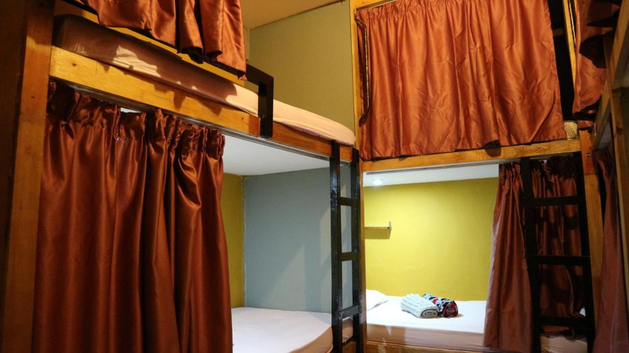بيت شباب Escape Backpackers Kk كوتا كينابالو المظهر الخارجي الصورة