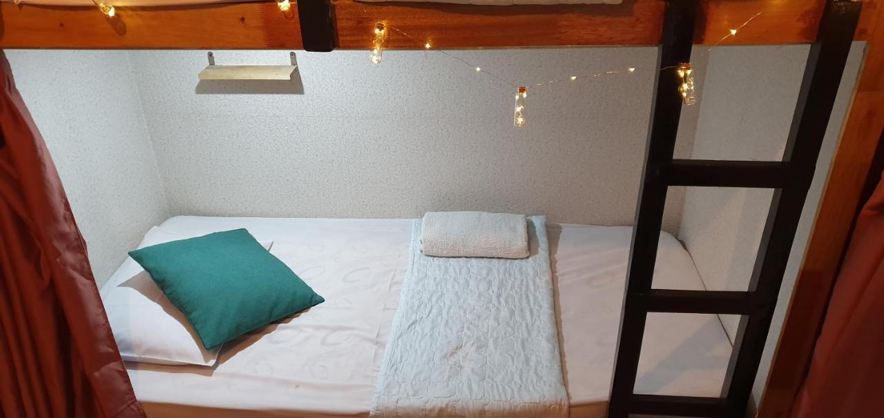 بيت شباب Escape Backpackers Kk كوتا كينابالو المظهر الخارجي الصورة